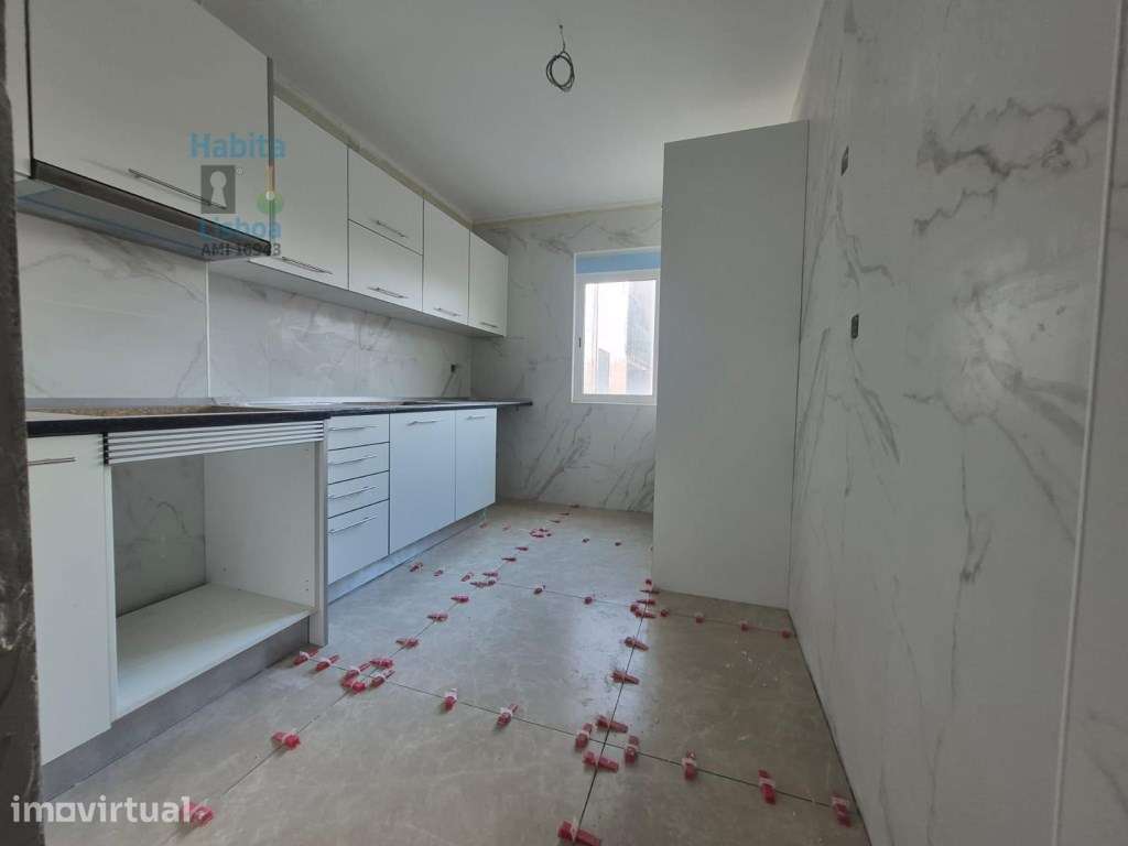Apartamento T2 no Bairro de São Francisco em Setúbal - Grande imagem: 2/9