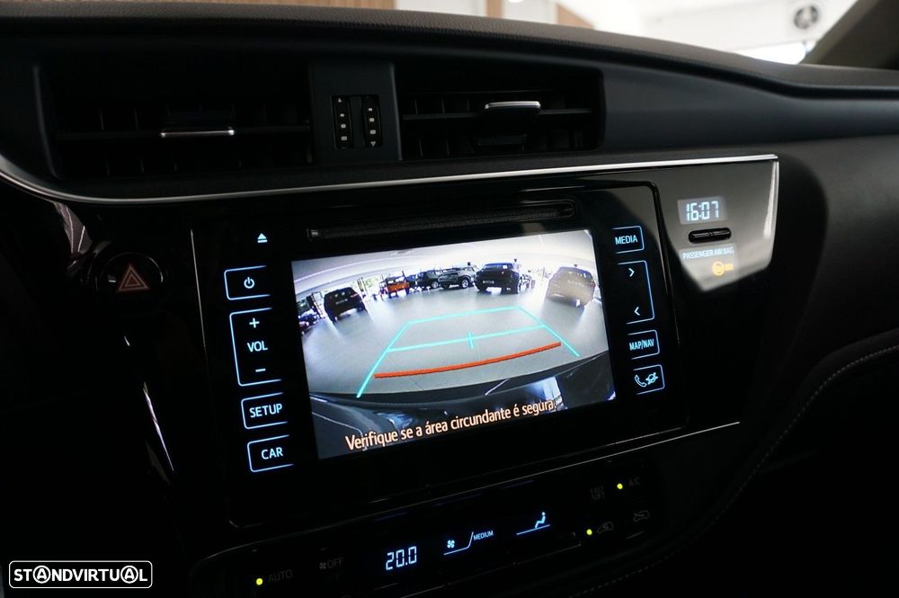 Toyota Auris 1.2 Turbo Design Edition - 18