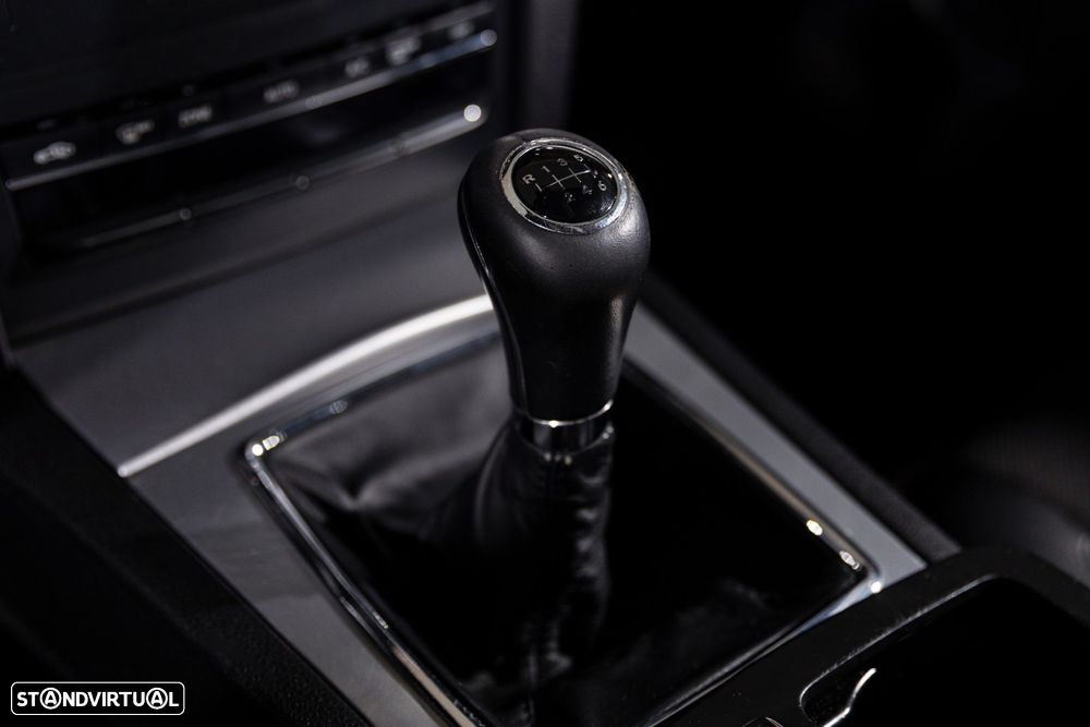 Mercedes-Benz E 250 CDi BlueEfficiency - 21