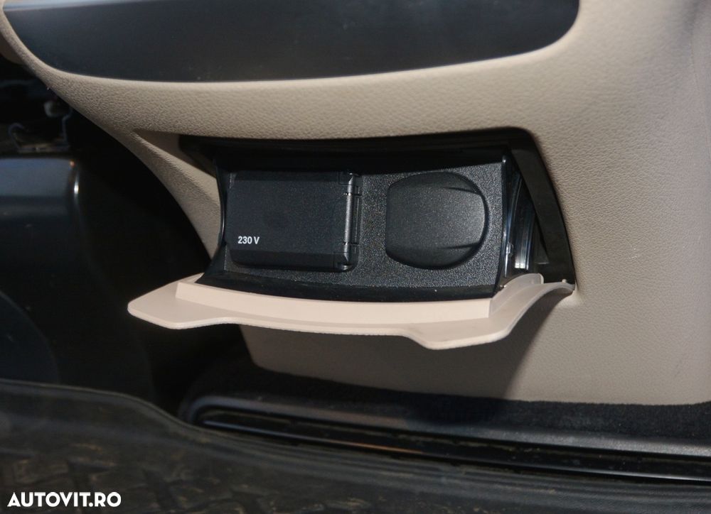 Mercedes-Benz V 300 d Combi Lung 237 CP AWD 9AT Exclusive - 24