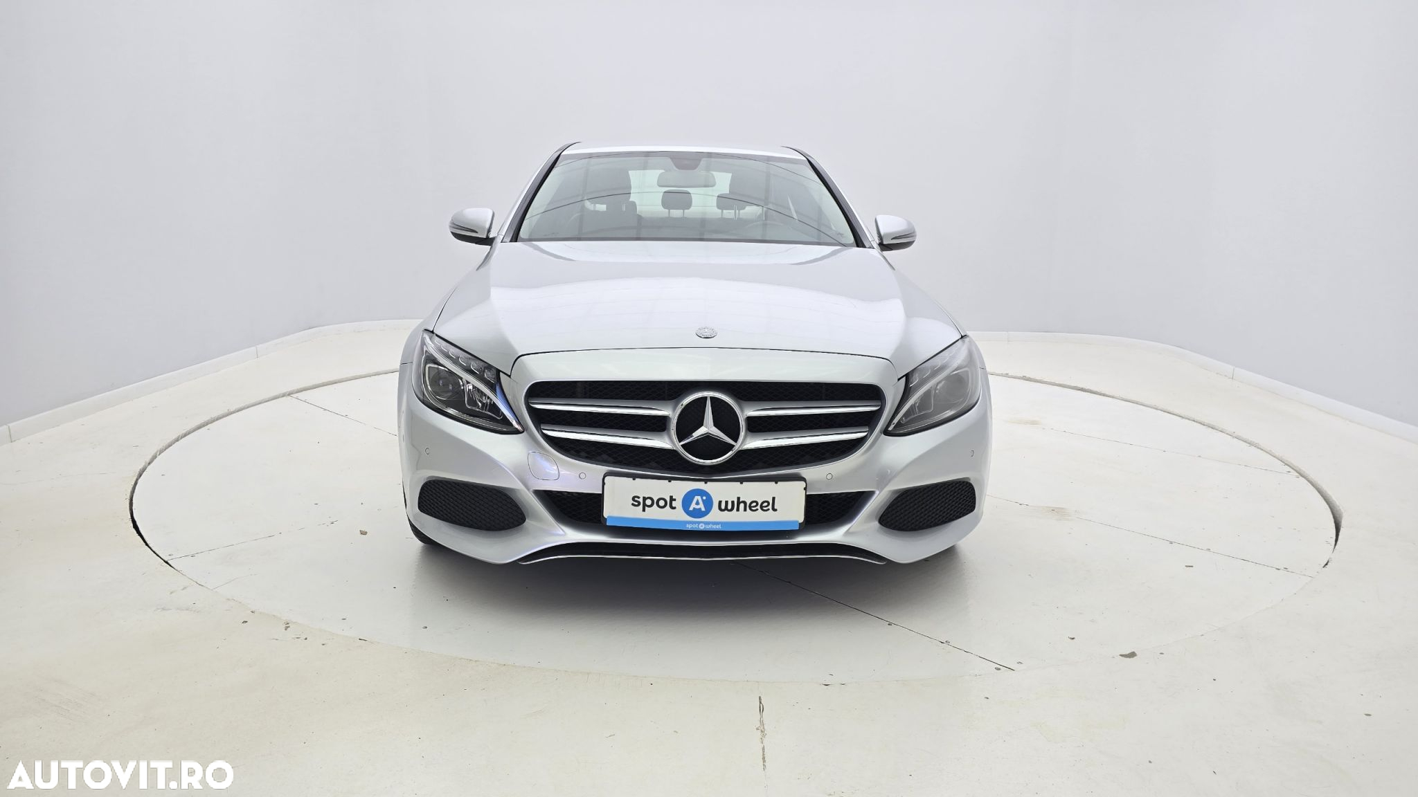Mercedes-Benz C - 2