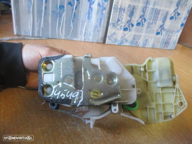 Fecho Fec4549 HONDA JAZZ 2 2004 1.2I 78CV 5P CINZA Fe 5 Pinos - 3