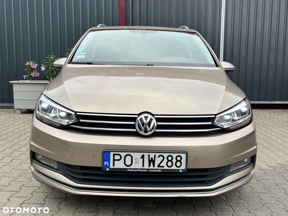 Volkswagen Touran - 11