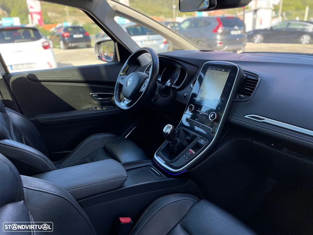 Renault Grand Scénic 1.6 dCi Bose Edition SS - 11