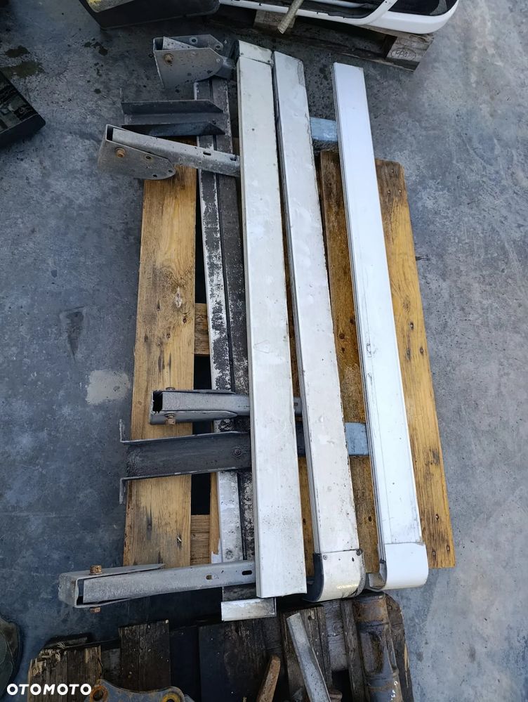 ROWERÓWKI OSŁONY BOCZNE Rowerowe RENAULT DAF VOLVO MAN SCANIA IVECO MERCEDES - 3