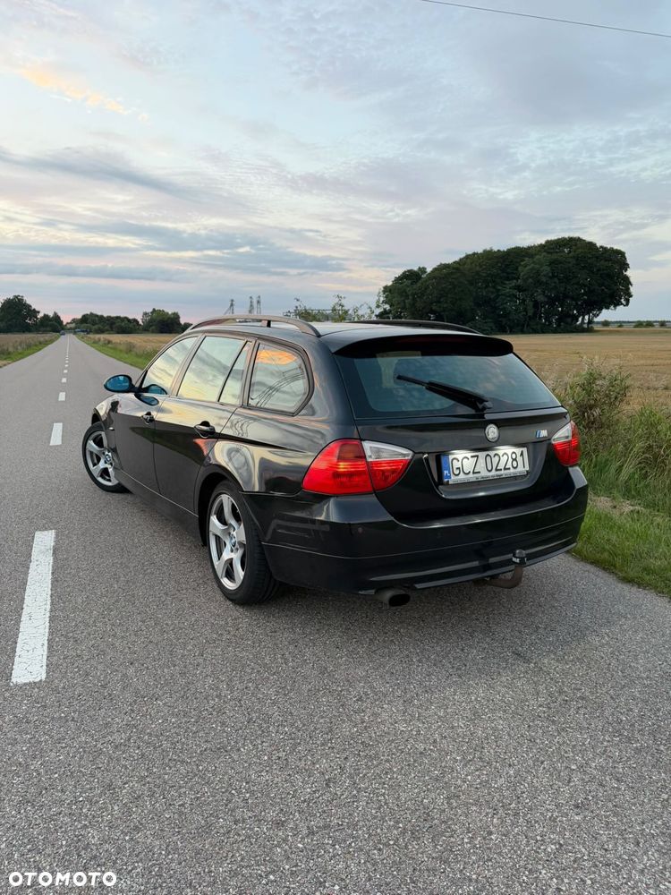 BMW Seria 3 320d - 10