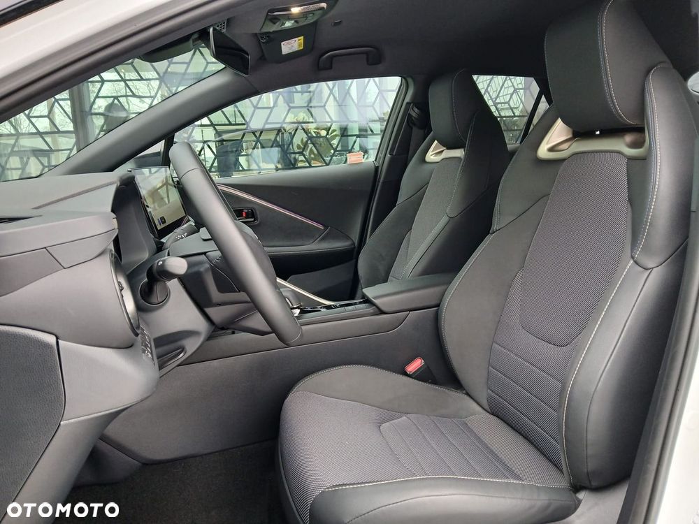 Toyota C-HR - 6