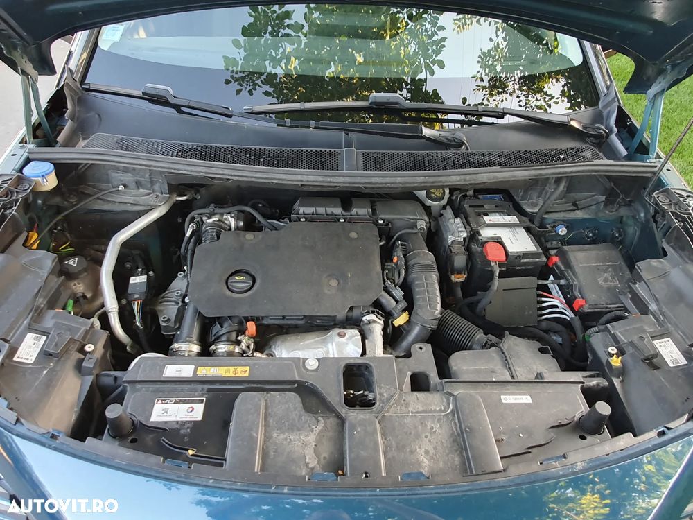 Peugeot 3008 BlueHDi 130 Stop & Start EAT8 Active Business-Paket - 5