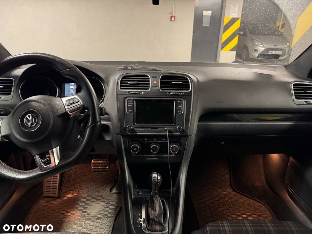 Volkswagen Golf 2.0 TSI GTI DSG - 11