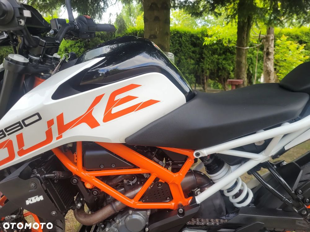 KTM Duke 390 - 23
