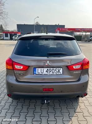 Mitsubishi ASX - 5