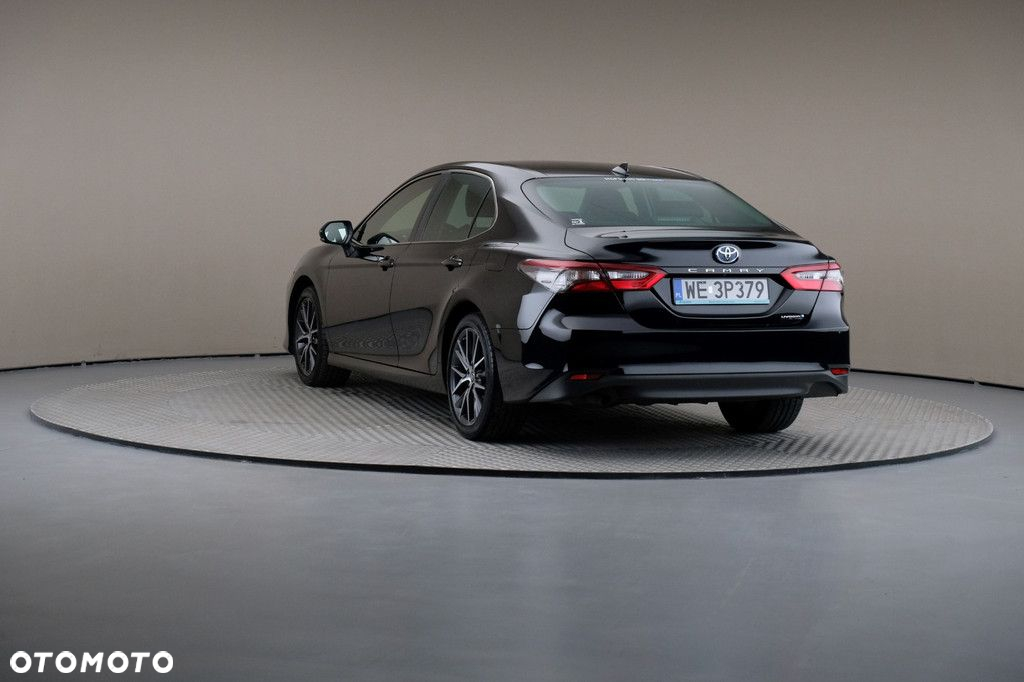 Toyota Camry - 2