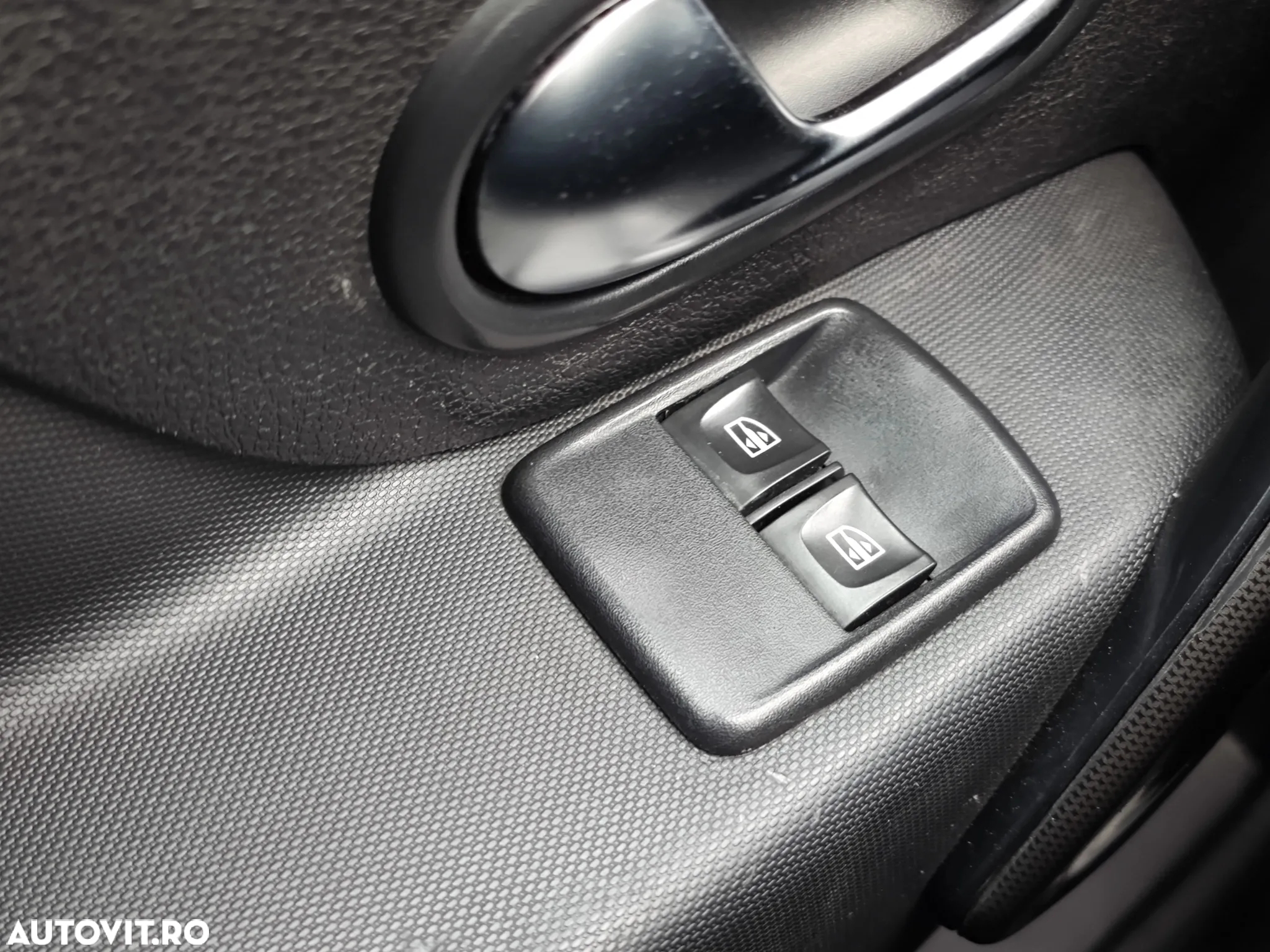 Dacia Logan - 24