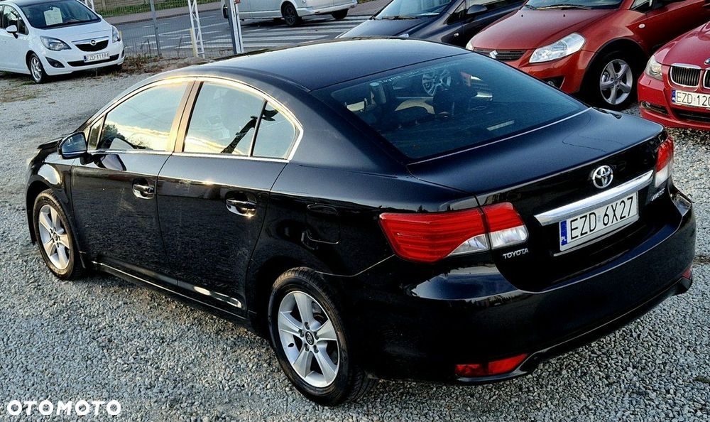 Toyota Avensis 2.0 D-4D Sol - 3