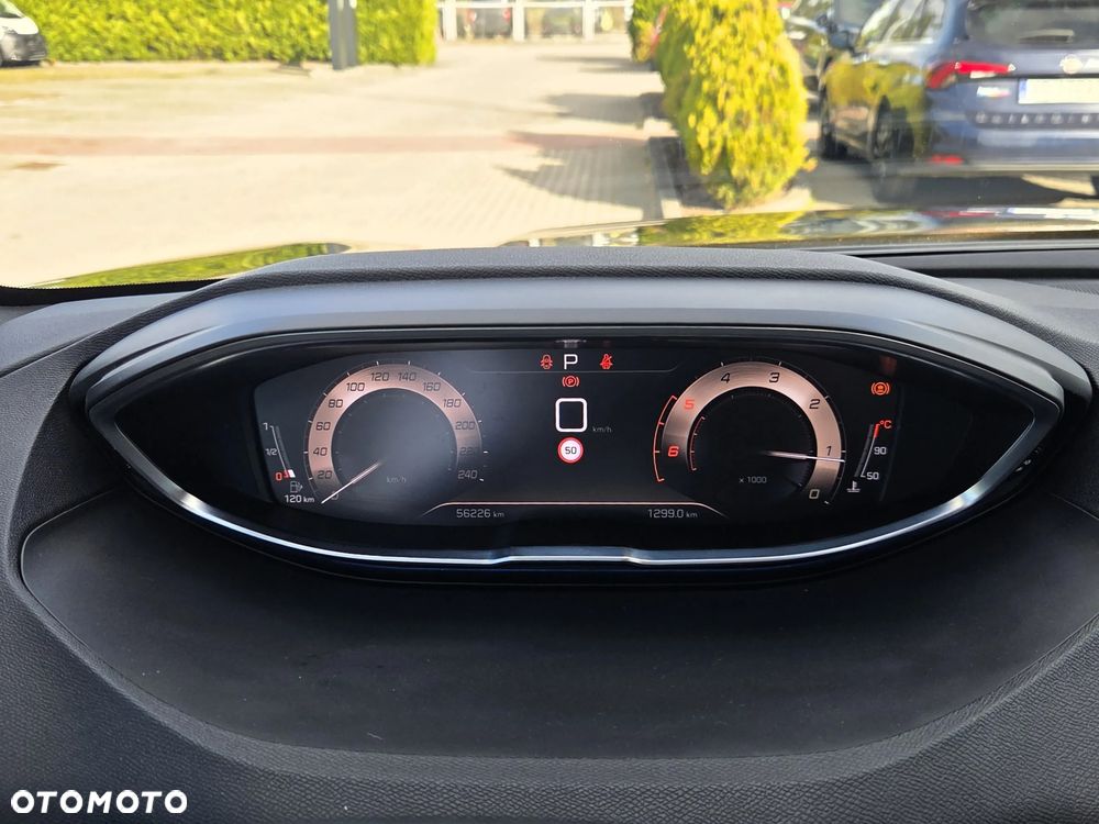 Peugeot 5008 1.5 BlueHDi GT S&S EAT8 - 26