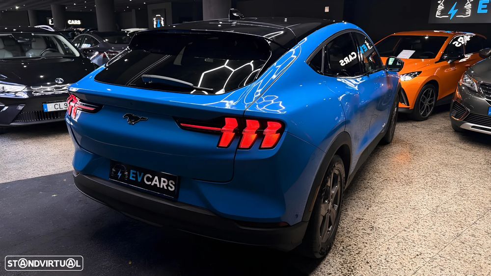 Ford Mustang Mach-E 75.7 kWh Base - 14