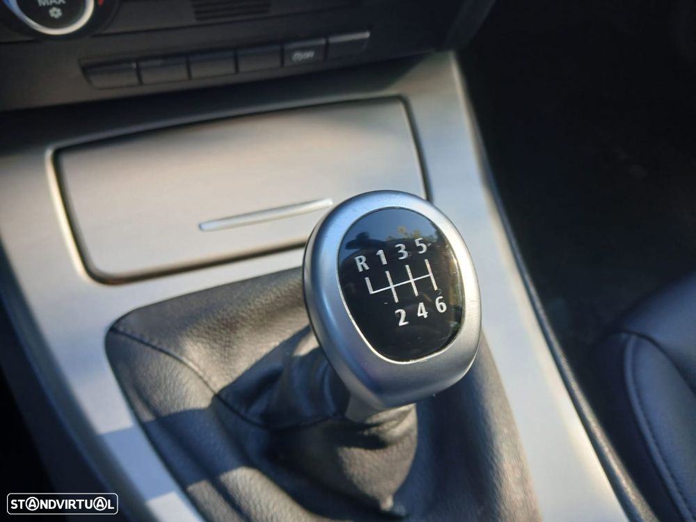 BMW 320 d Touring Sport - 9