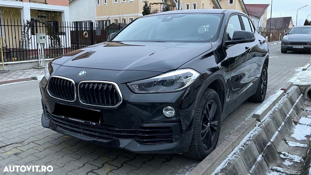 BMW X2 sDrive18i Advantage Plus - 1