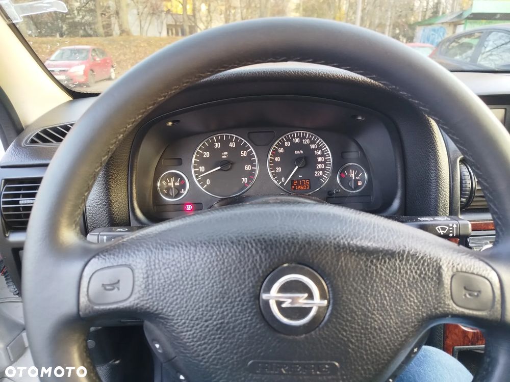 Opel Astra 1.4 Enjoy - 10