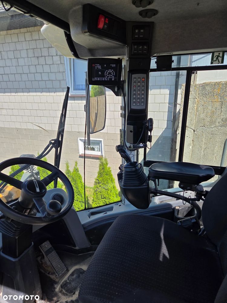 Liebherr L 566 - 8