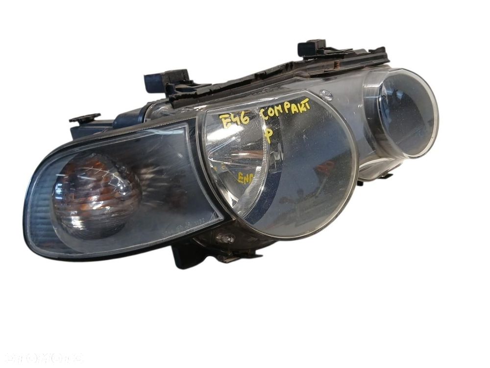 LAMPA PRAWA PRZEDNIA PRZÓD BMW E46 COMPACT 6901970 E46 COMPACT - 2