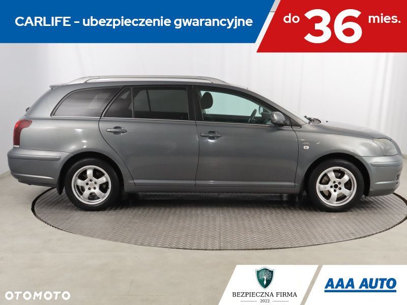 Toyota Avensis - 7