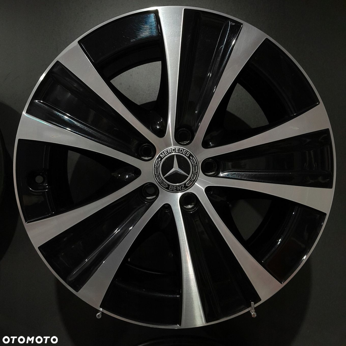 Felgi 18 5x112 Mercedes E-Klasa W212 W213 OE F506067-48 - 2
