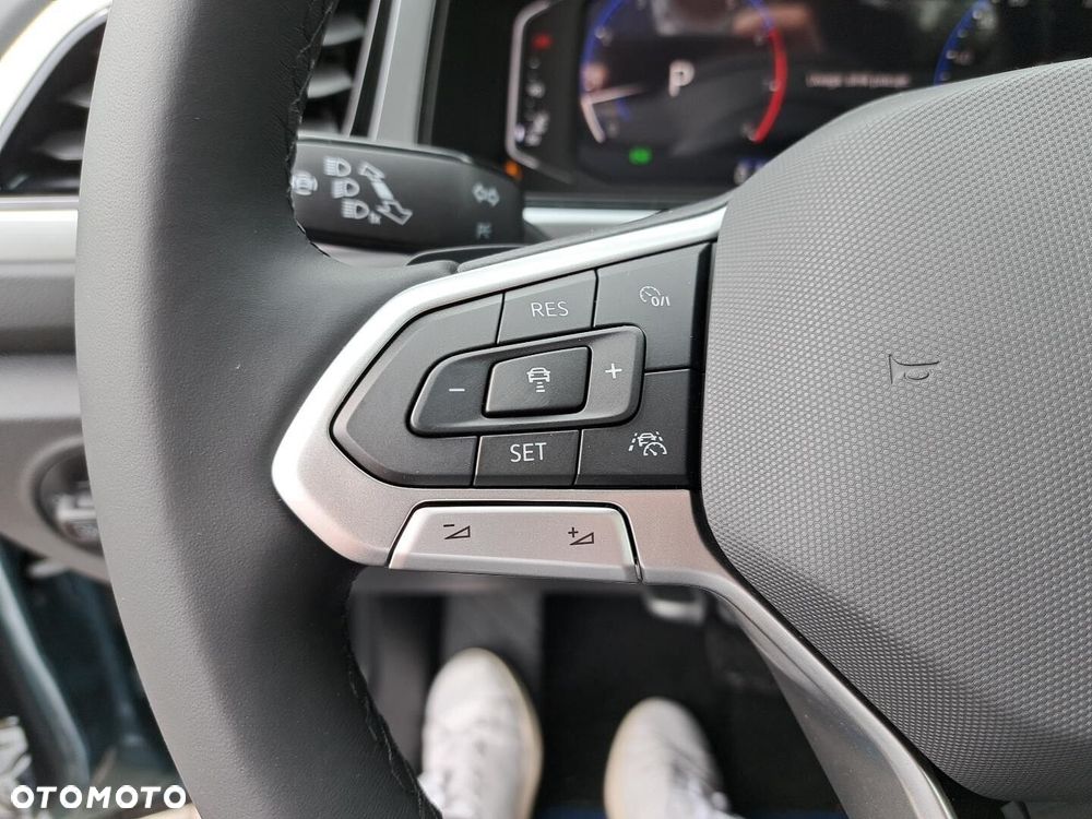 Volkswagen T-Roc 1.5 TSI Life Plus DSG - 25