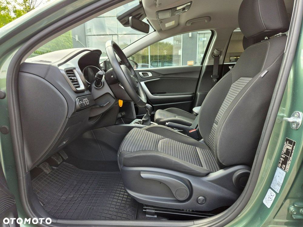 Kia Ceed 1.5 T-GDI M - 14