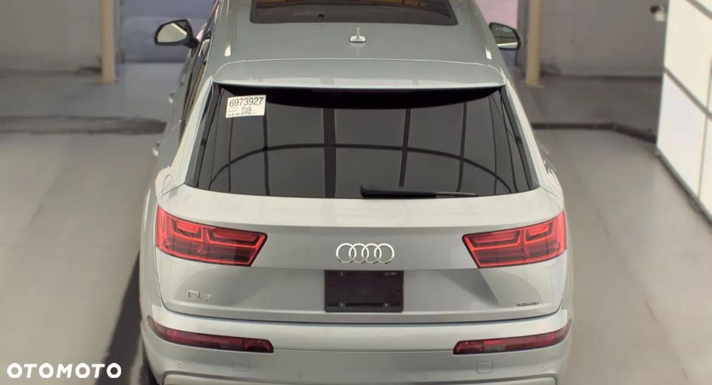 Audi Q7 - 4