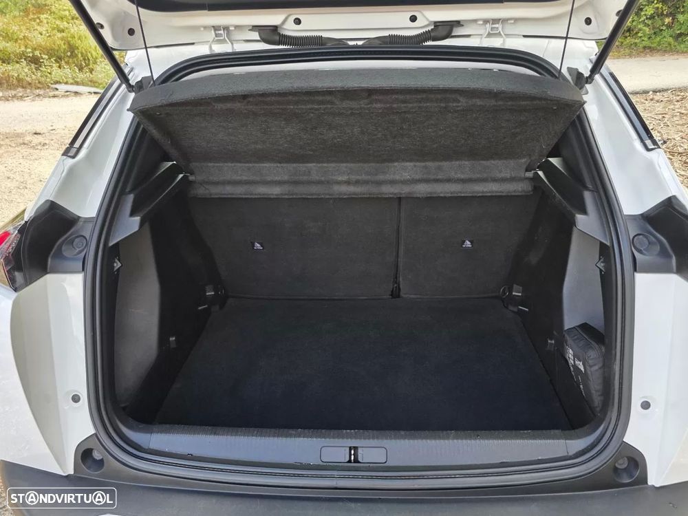 Peugeot 2008 1.2 PureTech Active - 32