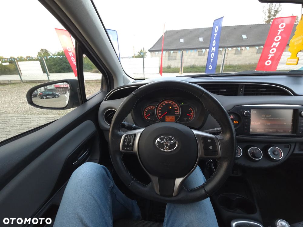 Toyota Yaris 1.33 Premium EU6 - 30