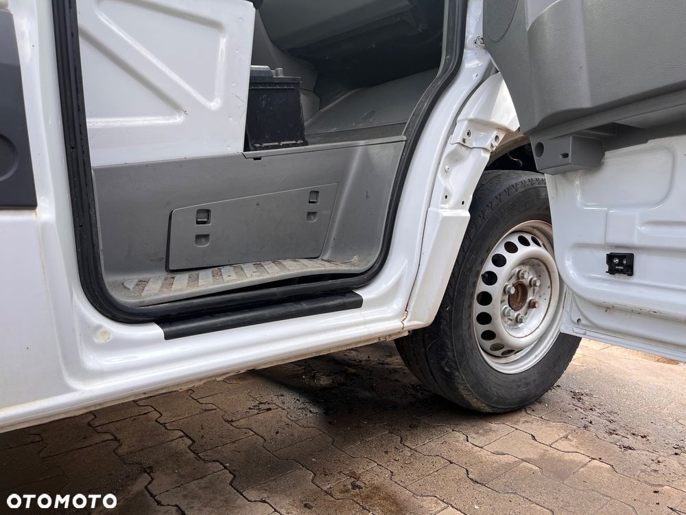 Mercedes-Benz 2szt. Sprinter 319 - 14