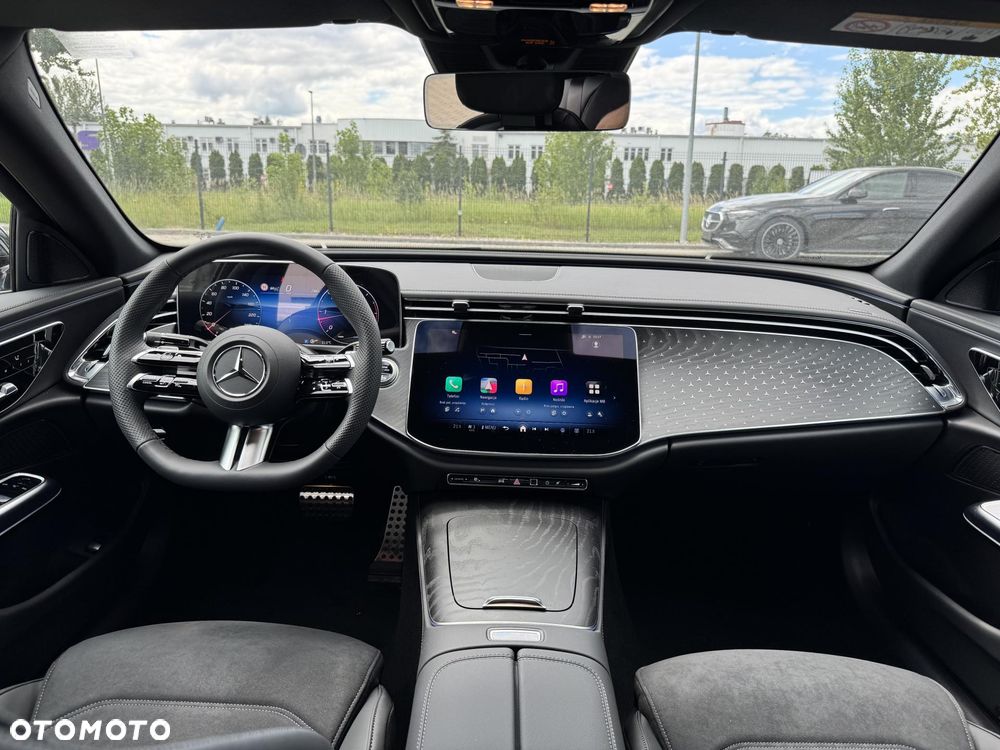 Mercedes-Benz Klasa E 220 d mHEV 4-Matic AMG 9G-Tronic - 12