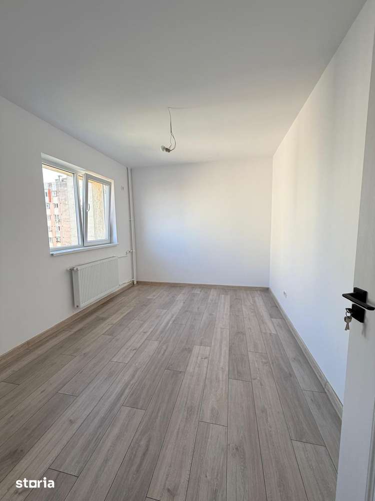 Apartament 2 camere, balcon, Titan, 48mp — fotografia 1