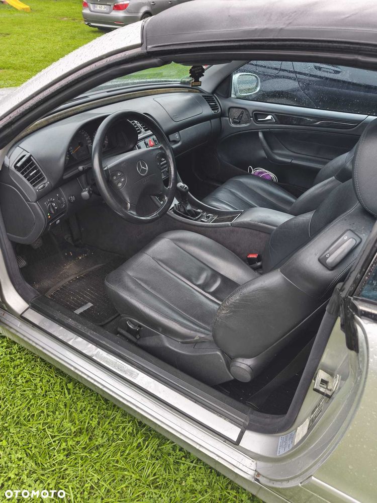 Mercedes-Benz CLK - 3