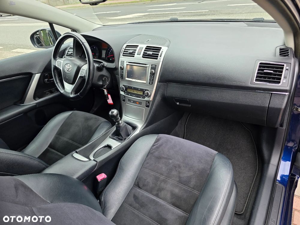 Toyota Avensis 2.0 D-4D Edition - 8