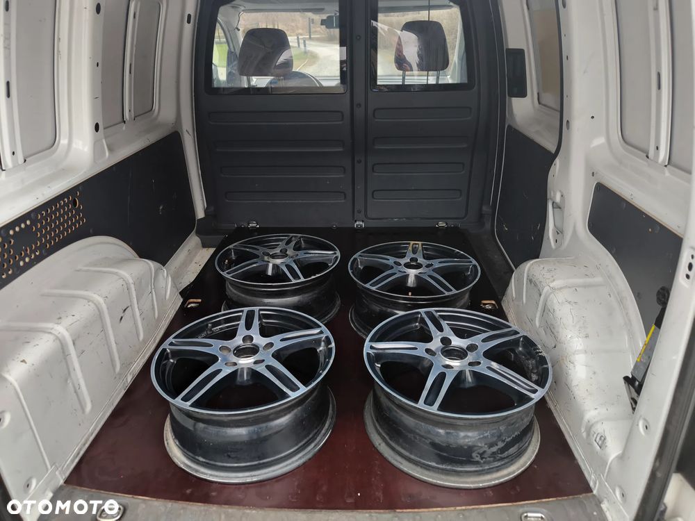 Volkswagen CADDY - 10