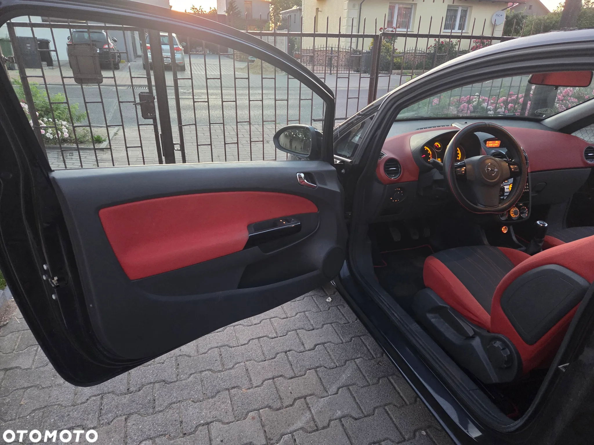 Opel Corsa 1.2 16V Sport - 24