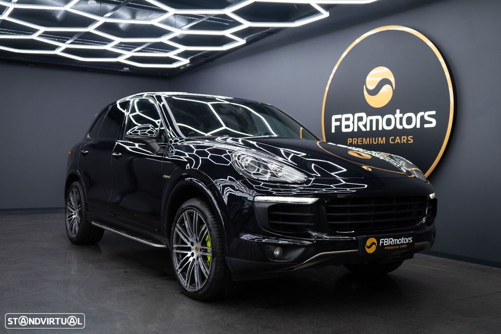 Porsche Cayenne S E-Hybrid Platinum Edition - 1