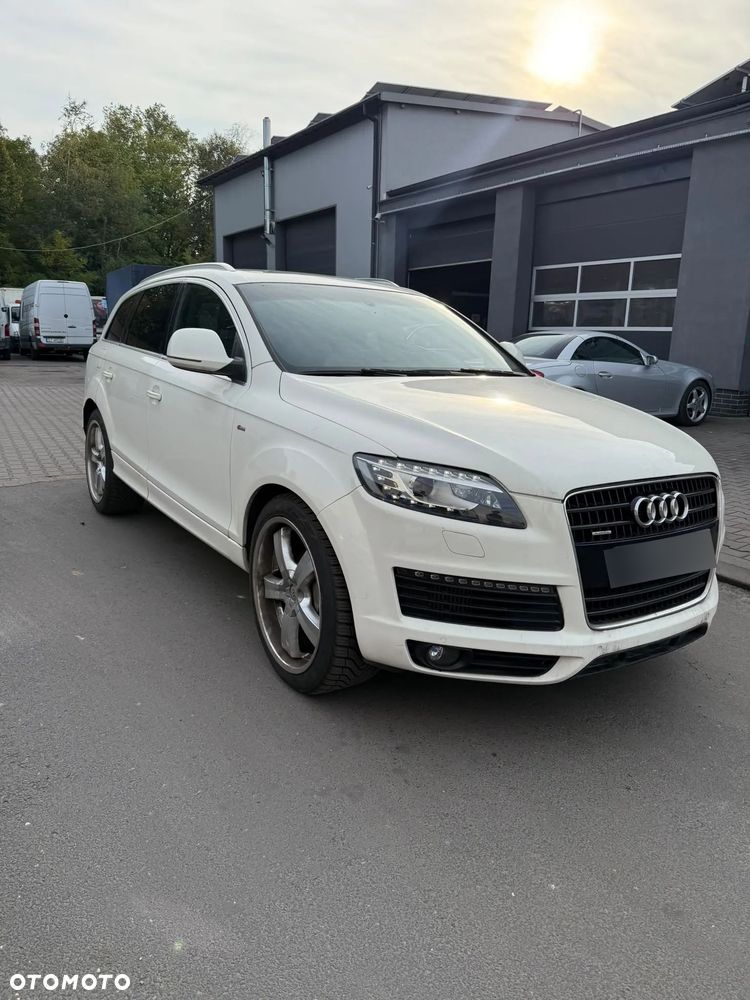 Audi Q7 2008 photo 2
