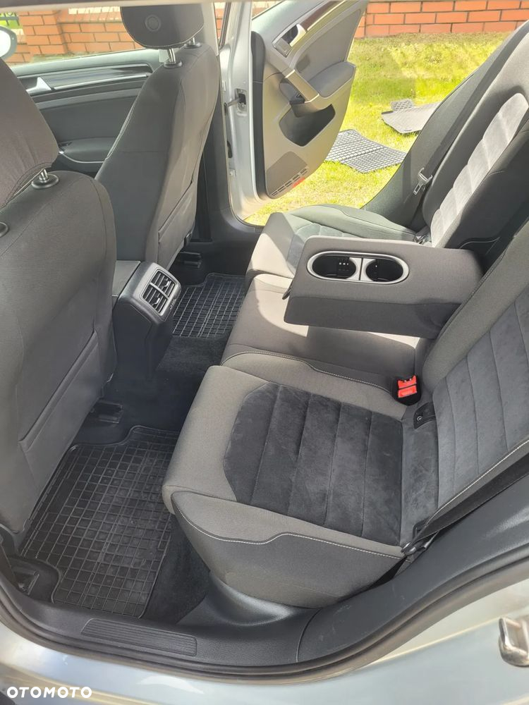 Volkswagen Golf VII 1.6 TDI BMT Highline DSG - 19