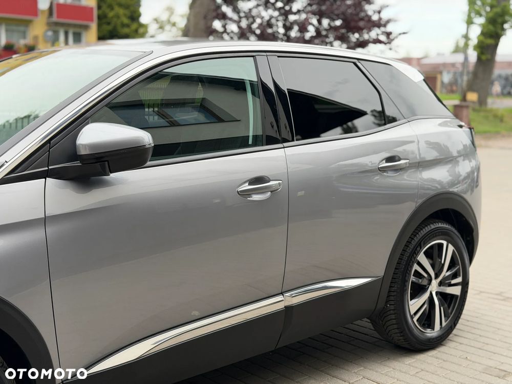 Peugeot 3008 1.2 PureTech Allure S&S - 20