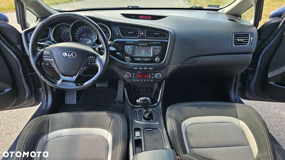 Kia Ceed Cee'd 1.6 GDI XL DCT - 10