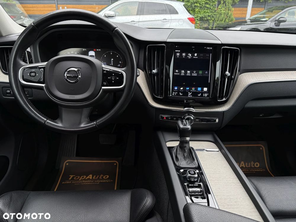 Volvo XC 60 D4 AWD Geartronic Inscription - 36
