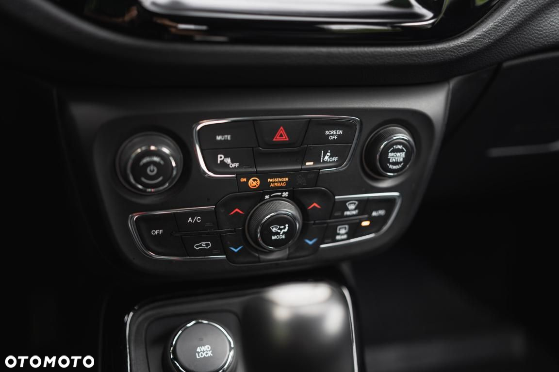 Jeep Compass - 19