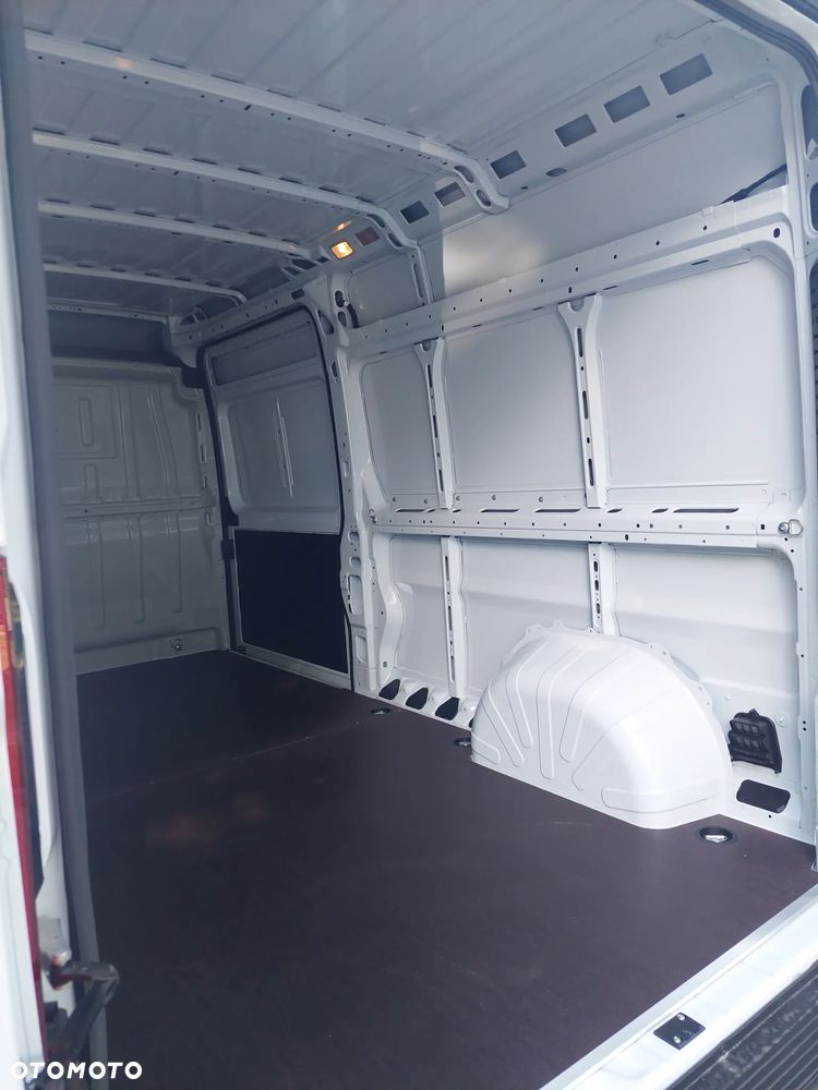 Toyota Proace MAX - 14