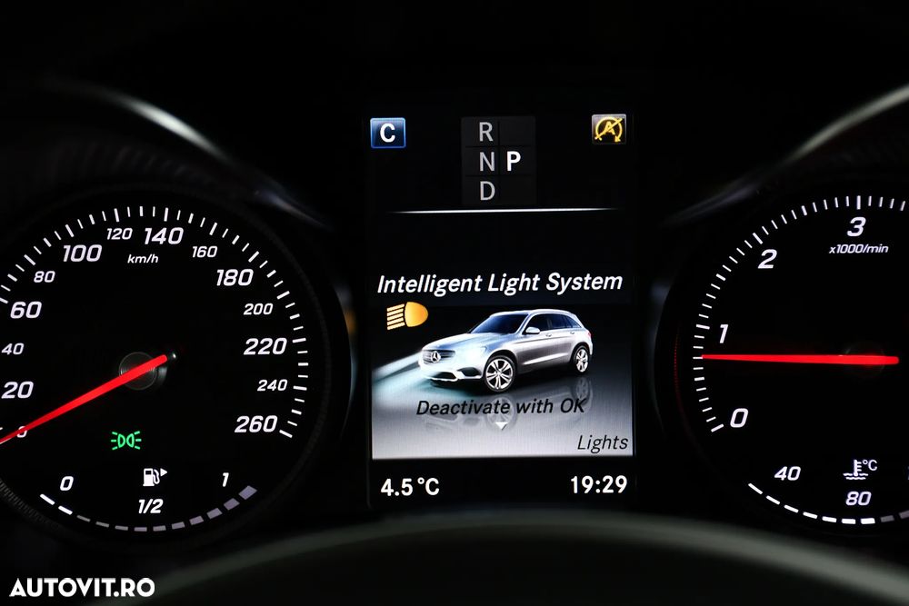 Mercedes-Benz GLC 250 d 4Matic 9G-TRONIC AMG Line - 20