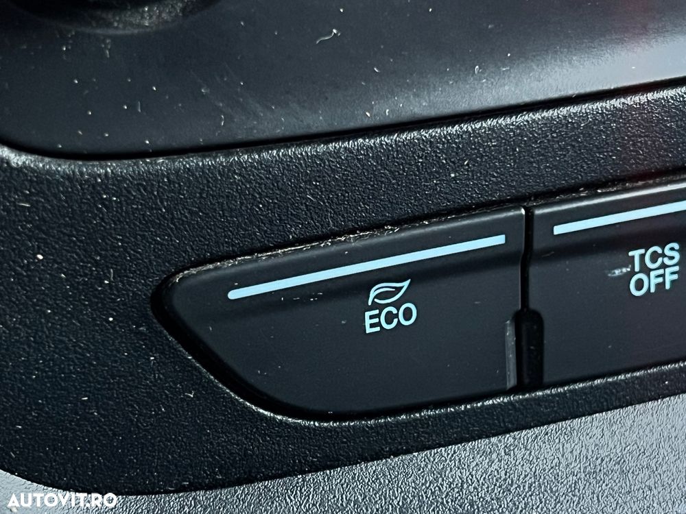 Ford Transit Connect - 23