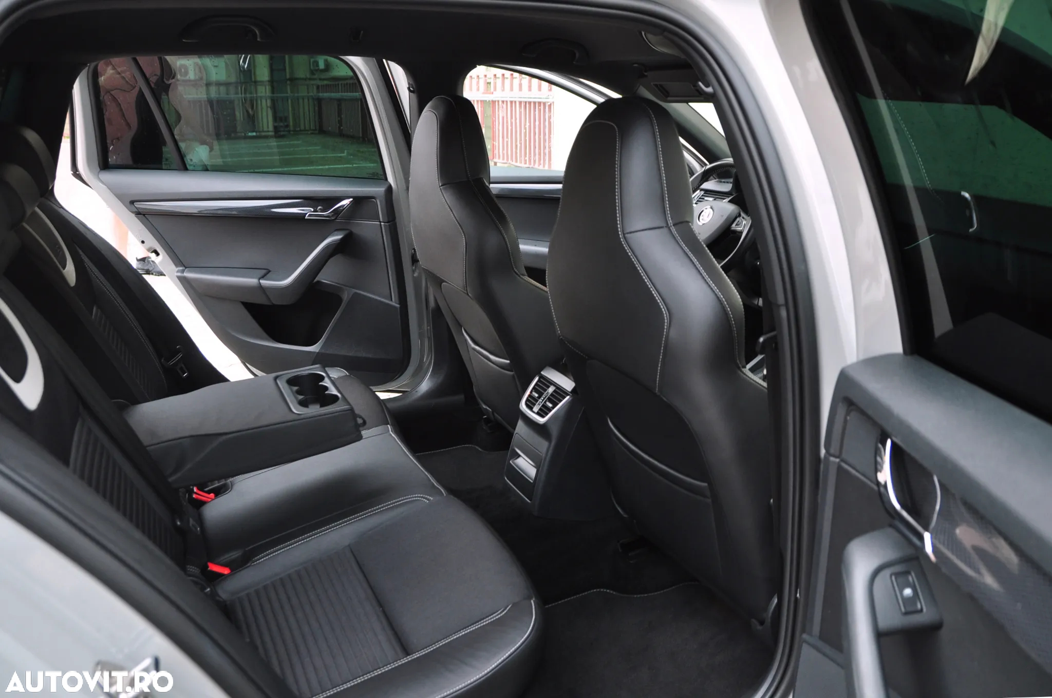 Skoda Octavia 2.0 TDI (Green tec) RS - 16